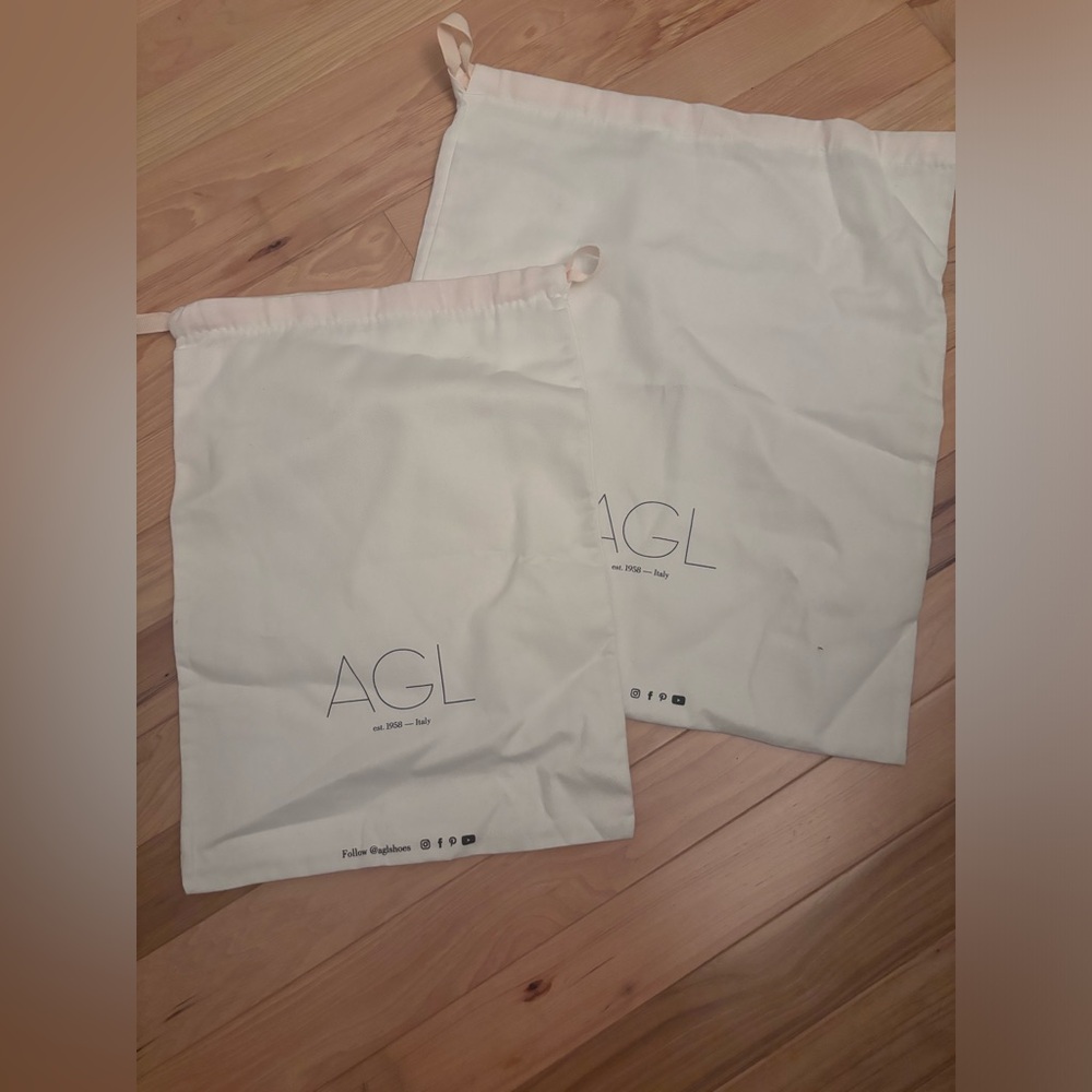 Get 2 AGL dust bags.